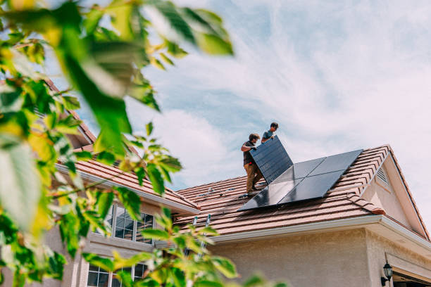 Best Roof Gutter Cleaning  in Potomac Park, CA